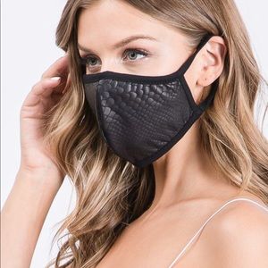 🔴3 for $12🔴Blacked Out Leather•Chic Face Mask
